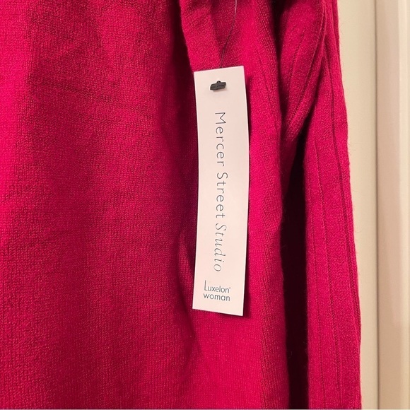 Mercer Street Studio Faux Fur Collar Red Sweater (H1) - Picture 4 of 7